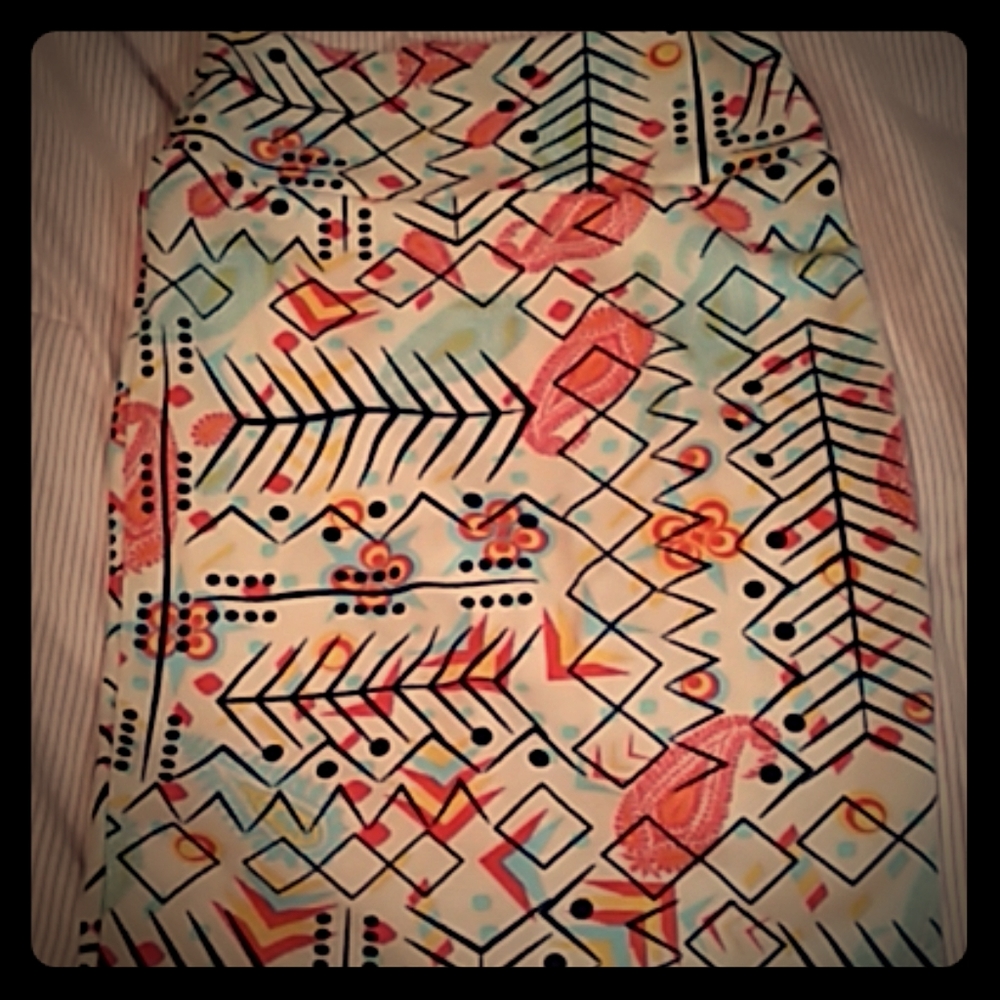 Lularoe Cassie skirt
